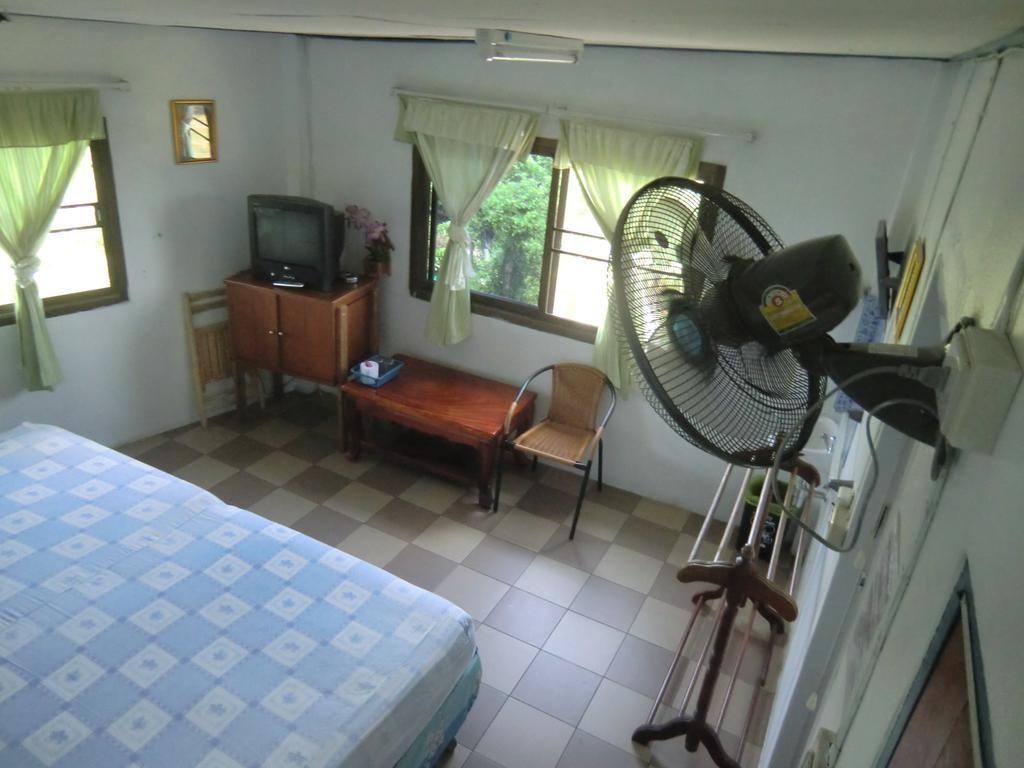 Residence House Τρατ Δωμάτιο φωτογραφία