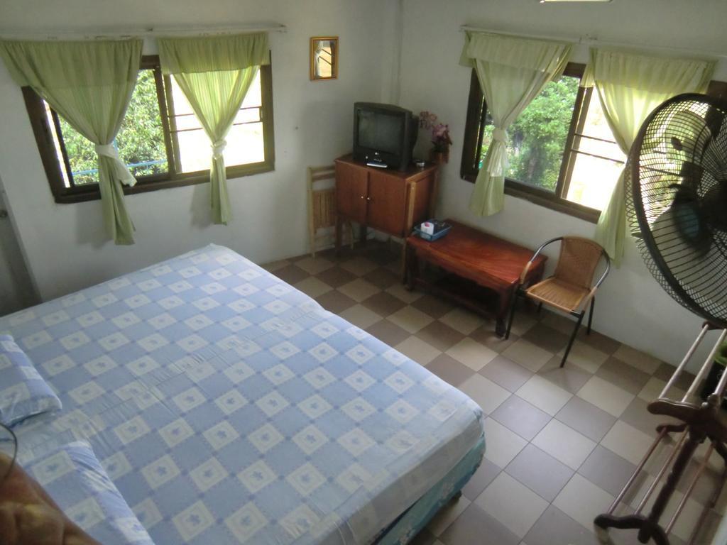 Residence House Τρατ Δωμάτιο φωτογραφία